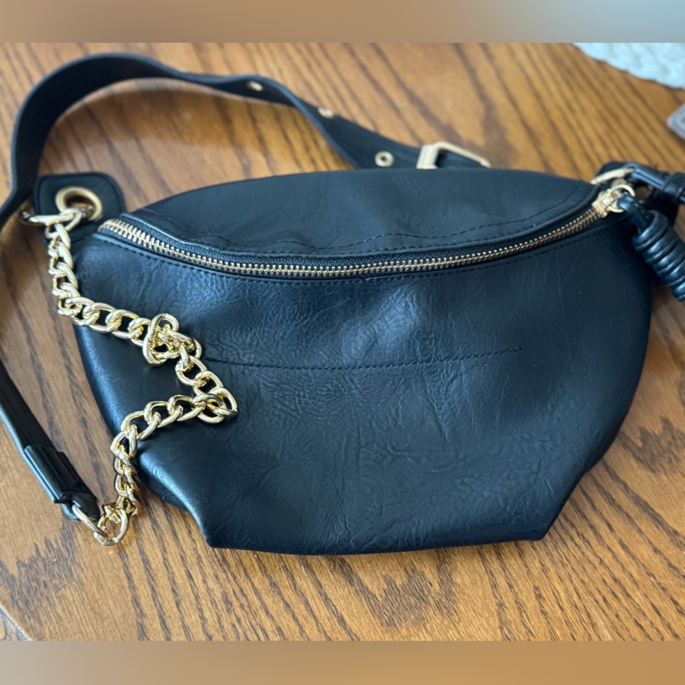 Elegant Black Leather Chain Strap Bag